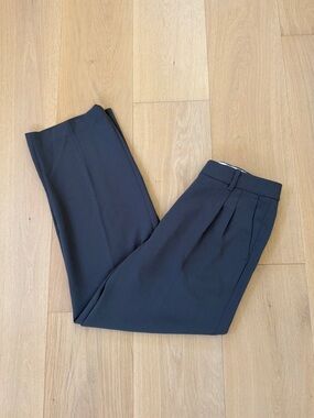 Aritzia Effortless Pants